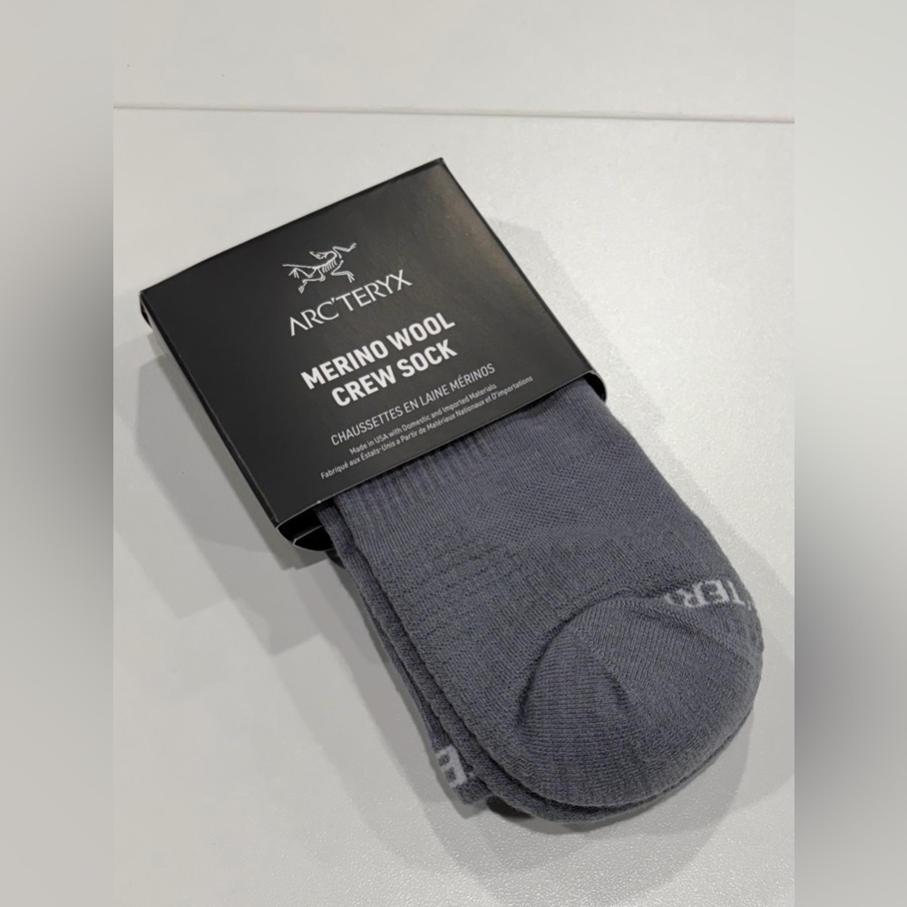 Arc’teryx Men's Women's Small Merino Wool 3/4 Crew Sock Grey NWT Hiking Blend